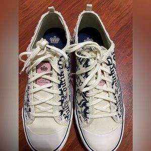 Brand New Juicy Couture Authentic DAPHNE Sneakers J362302